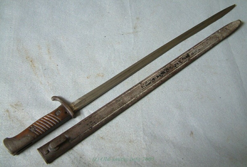 0_Original S98 with ersatz metal scabbard.jpg