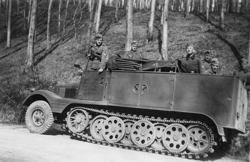 leichte_zugkraftwagen_3t_sdkfz.11.jpg