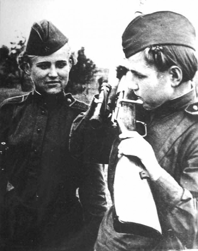 militarywomanussrarmy00.jpg