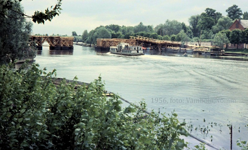 Tasuja ja pontoonsild.jpg