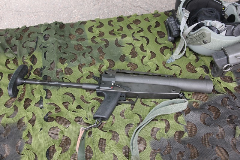 HK69A1_40_kranaattipistooli_2002_Lippujuhlan_päivä_2014.JPG