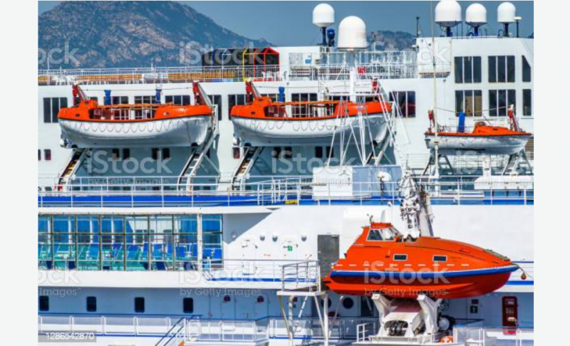 Screenshot 2021-12-21 at 22-37-40 part of a modern passenger ship - photo.png