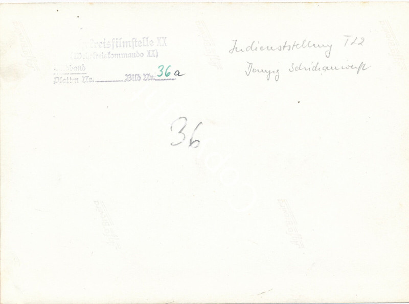 T22 1941-42 Danzig 6.jpg
