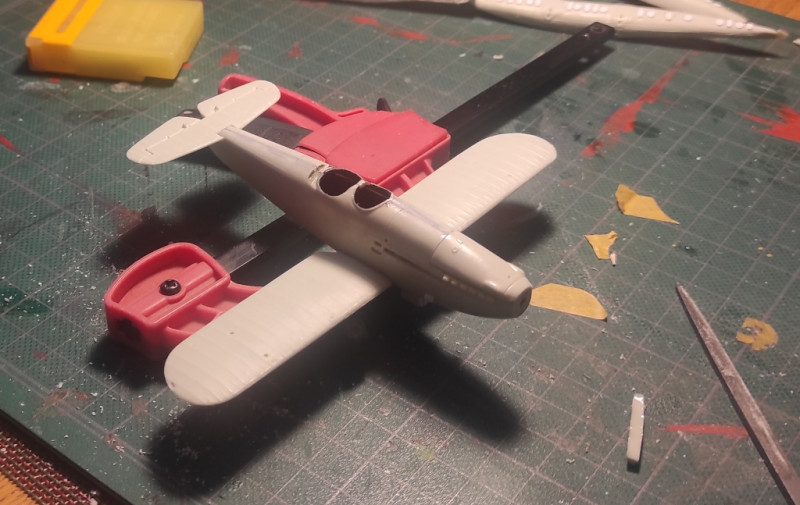 Kere läks tegelikult täitsa kenasti kokku, alumiste tiibade tarvis tiftid ja külge