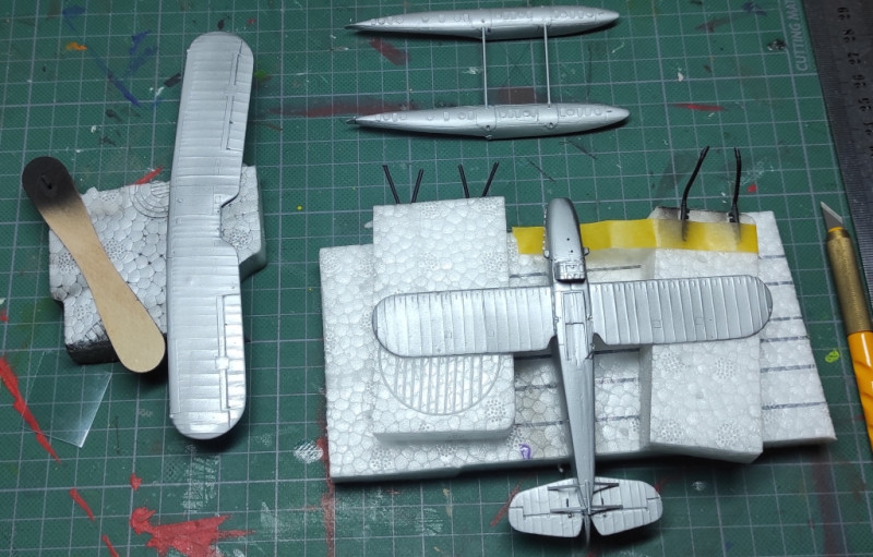 Ja põhitoon, Tamiya hõbedane.