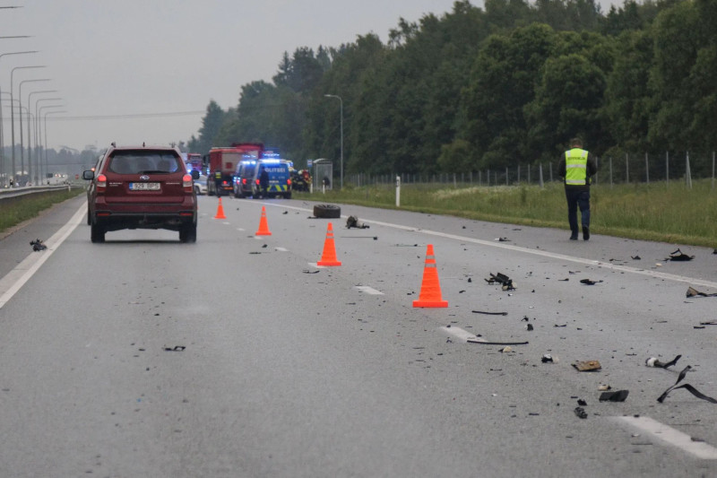 Tallinn-Tartu-Luhamaa C.jpg