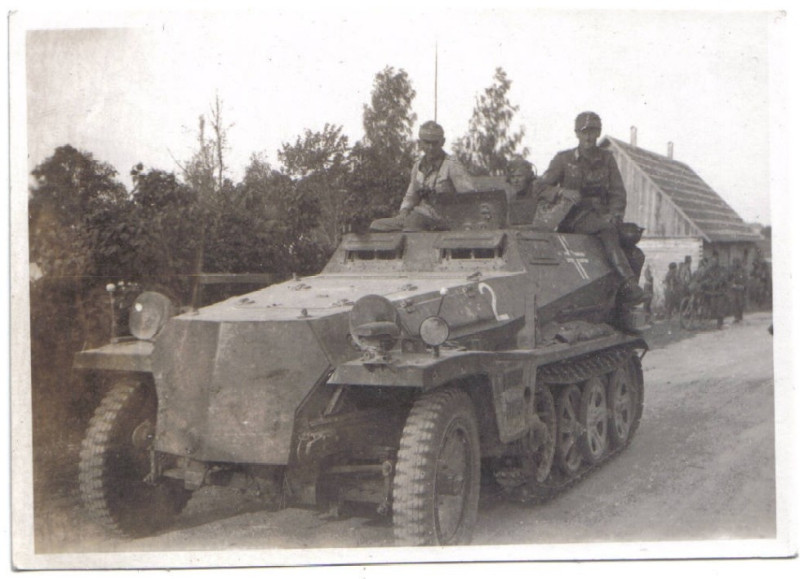 Patarei, SdKfz 253, tundm..jpg