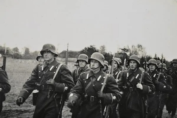 pre-17.jpg