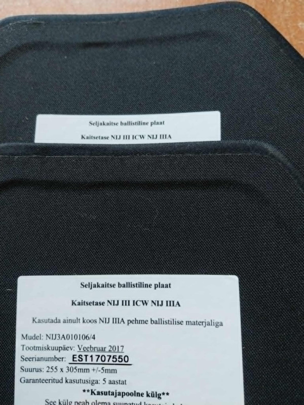 vesti plaat.jpg