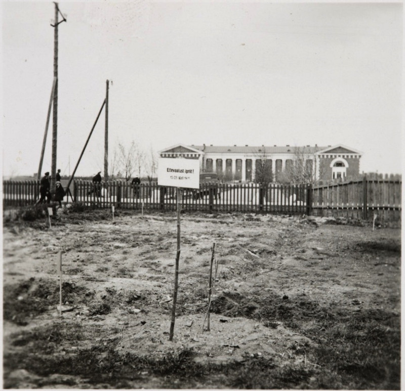 2.STV grupi kasarmu 1938 gaasitusõpe.jpg