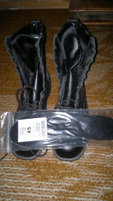 Sievi saapad Nr 45.jpg