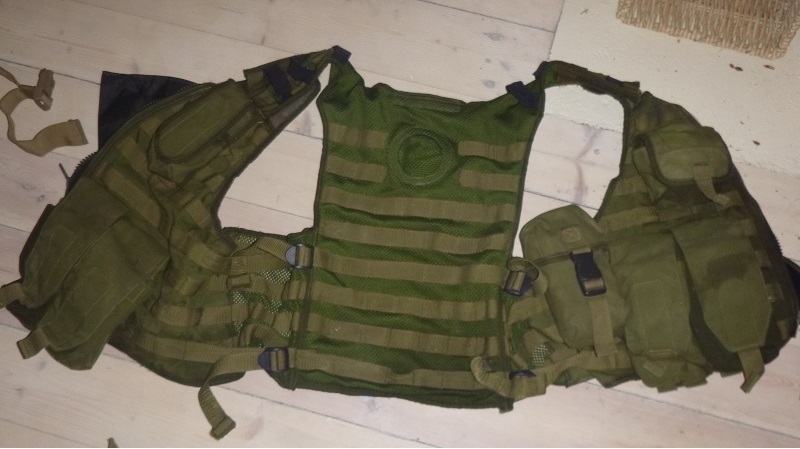 vest3.jpg